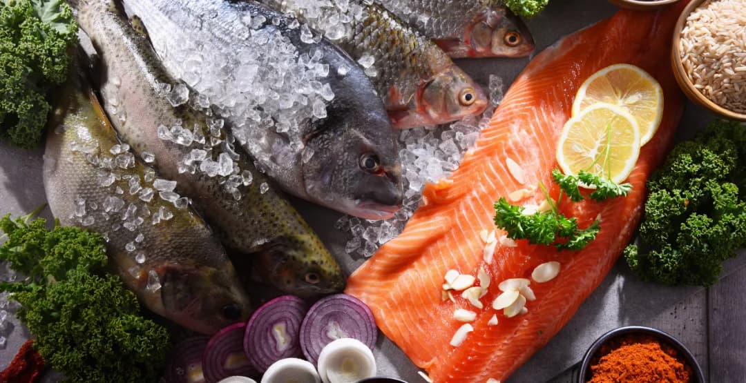 Jak przyprawić rybę, aby wydobyć jej naturalny smak i aromat