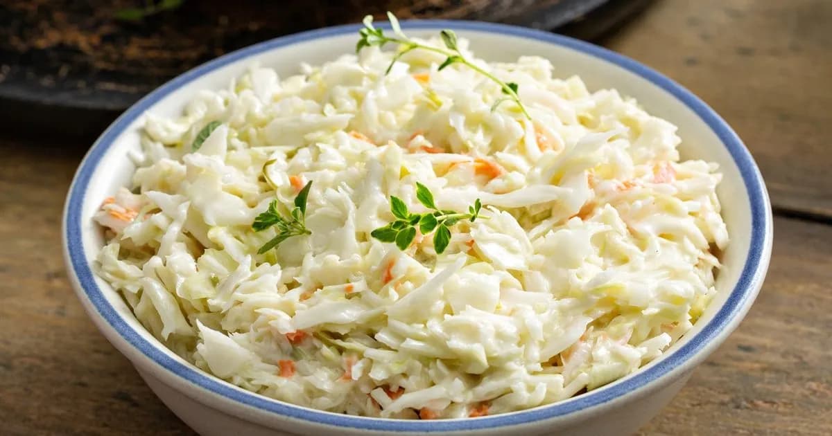 Jak zrobić surówkę z białej rzepy, aby zachwycić gości zdrowym smakiem