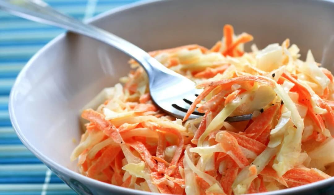 Surówka z kapusty jak u wietnamczyka – wyjątkowy przepis na smakowity dodatek