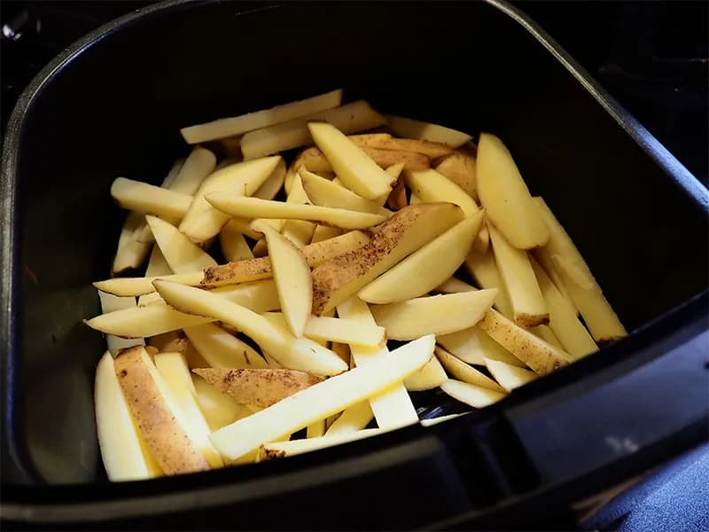 Jak przygotować frytki do frytkownicy beztłuszczowej, by były chrupiące